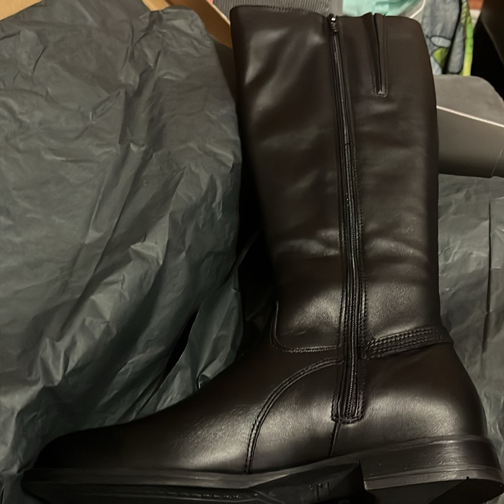La Canadienne Boots - Picture 3 of 14